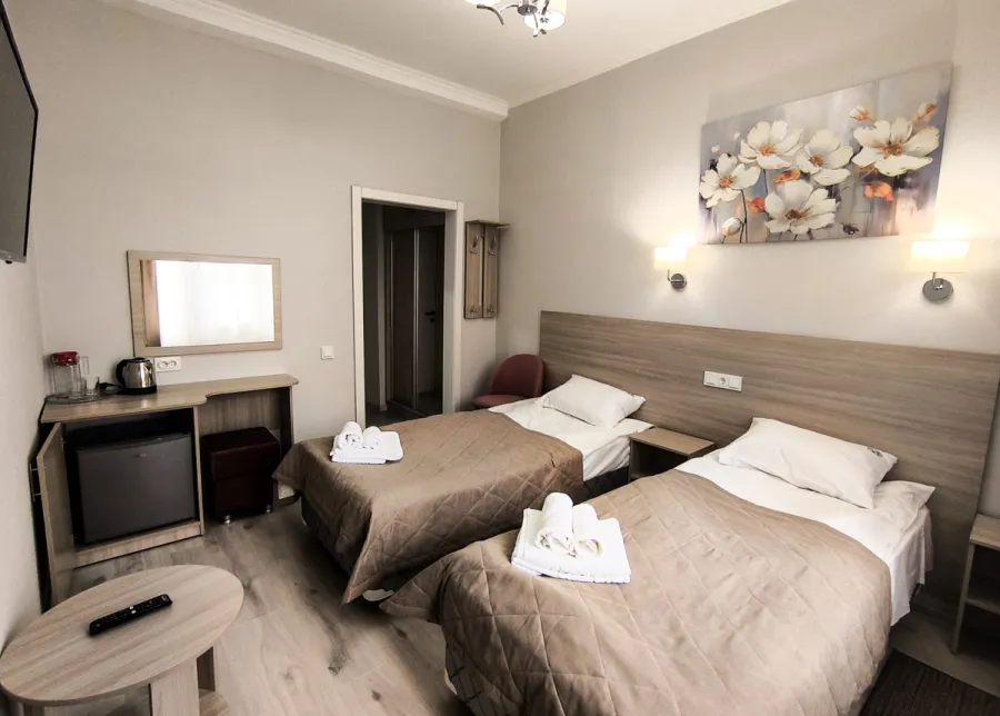 Номер 2-местный 1-комнатный 1 категории во 2 корпусе санаторий «Виктория» в г. Ессентуки - фотография