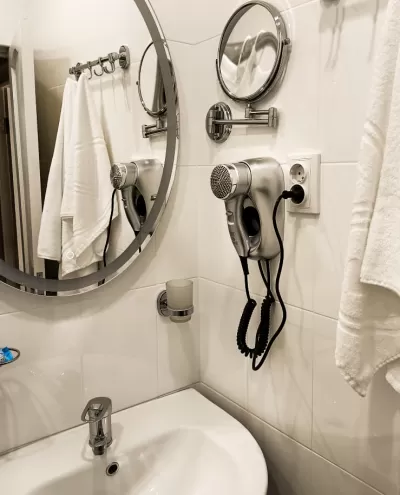 1-местный номер Комфорт в 1 корпусе санатория «Виктория» в г. Ессентуки - фотография