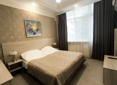 Номер 2-местный 3-комнатный 1 категории в 1 корпусе санатория «Виктория» в г. Ессентуки - фотография