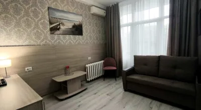 Номер «Джуниор Сюит» 2-местный 2-комнатный во 2 корпусе санатория «Виктория» в г. Ессентуки - фотография